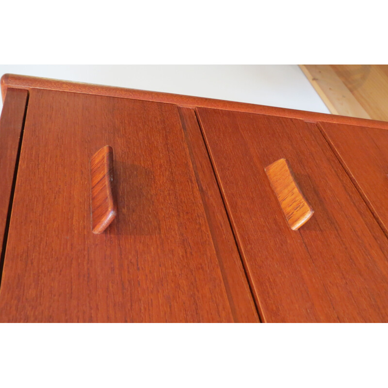 Vintage chest of drawers in teak by Poul Volther for Munch