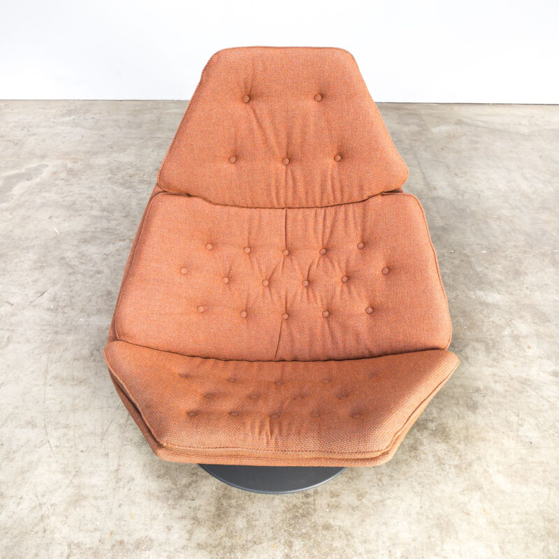 Vintage F588 lounge chair by Geoffrey Harcourt for Artifort