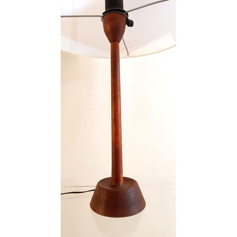 Lampe de table vintage en chêne par Uno et Östen Kristiansson pour Luxus, Suède 1950