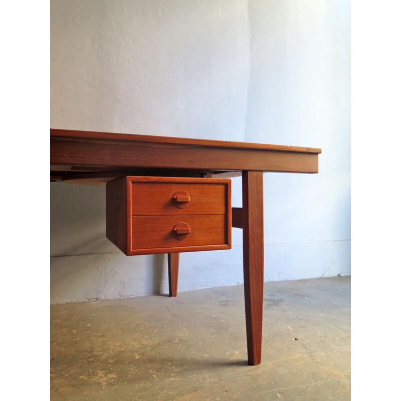 Vintage desk in teak with swivel drawers and two extensions