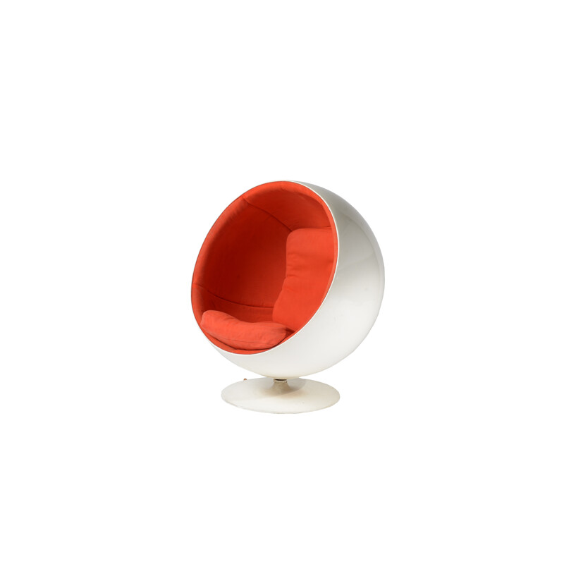 Ball Chair in fiber glass and orange fabric, Eero AARNIO - 1960s