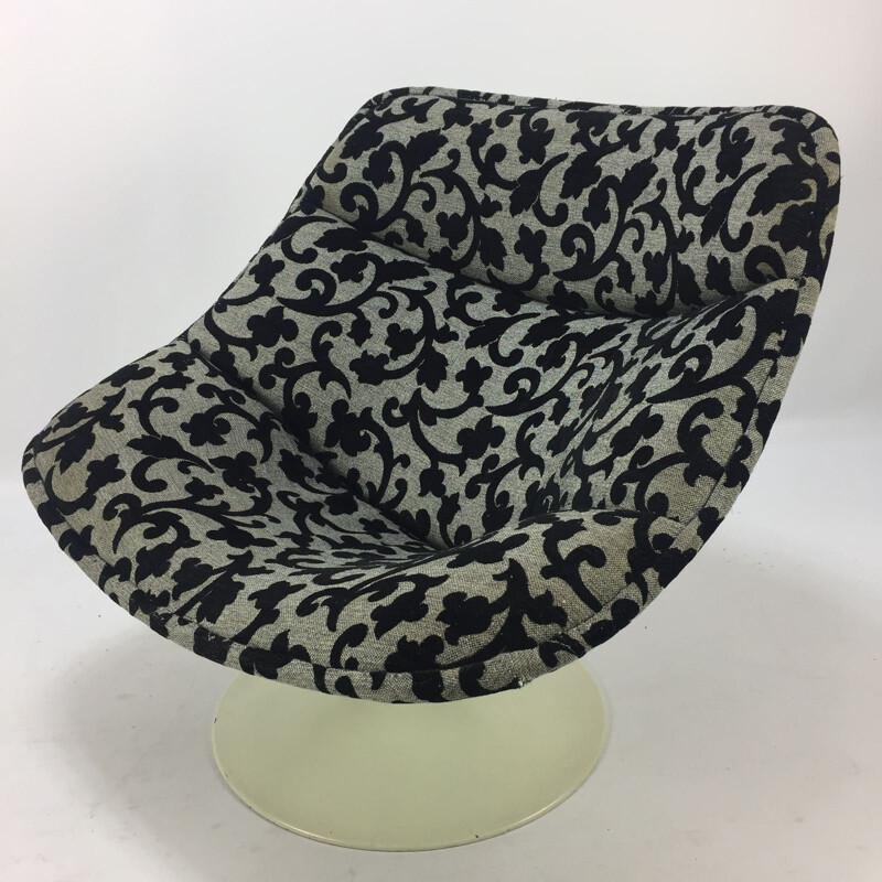 Vintage Oyster lounge chair F557 by Pierre Paulin for Artifort