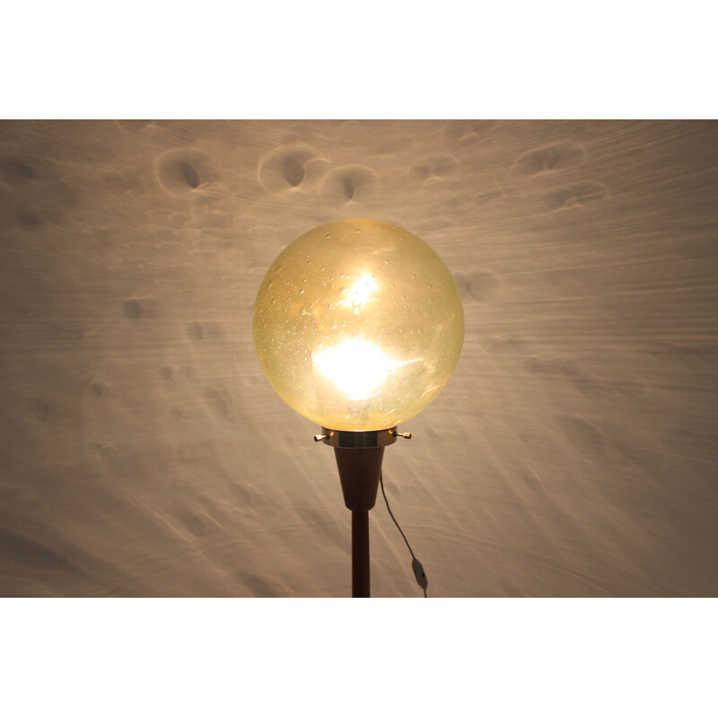 Lampadaire vintage en bois et verre par Kamenicky Senov