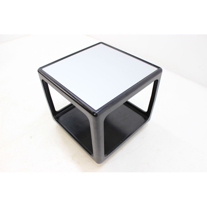 Vintage side table on wheels in fibreglass by Peter Gzyczy