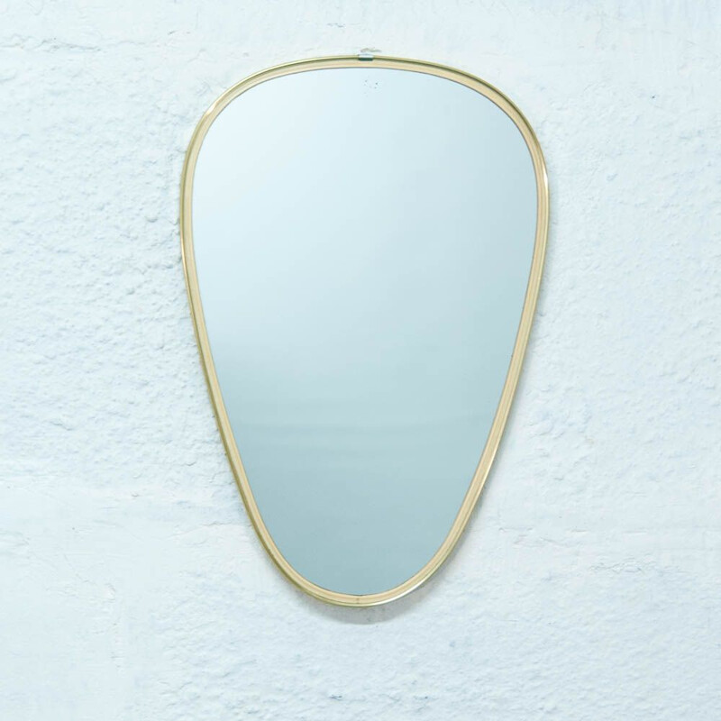 Vintage oval Mirror in gold brass