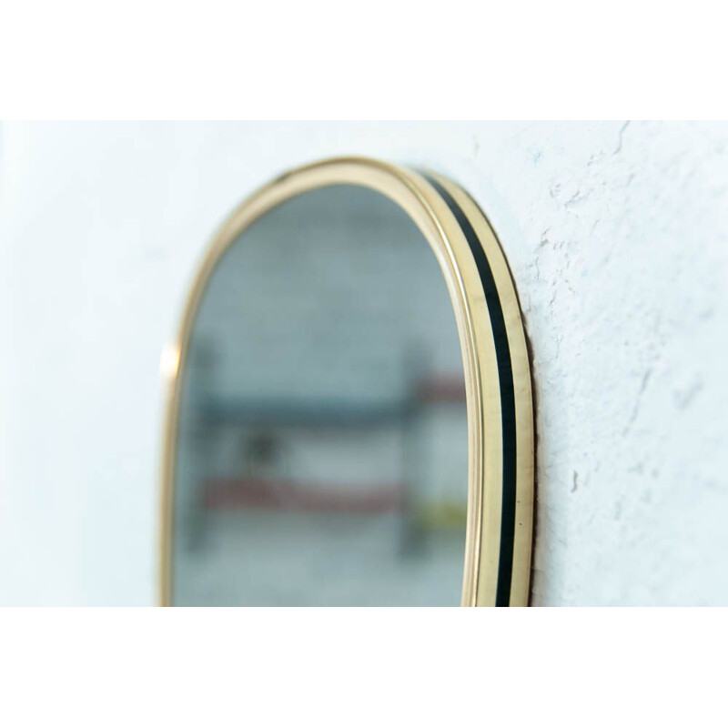 Miroir ovale vintage en laiton doré