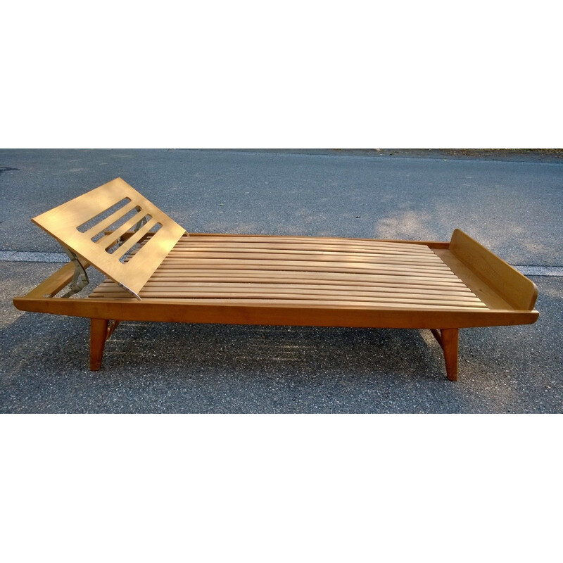 Vintage daybed in oak by Holma