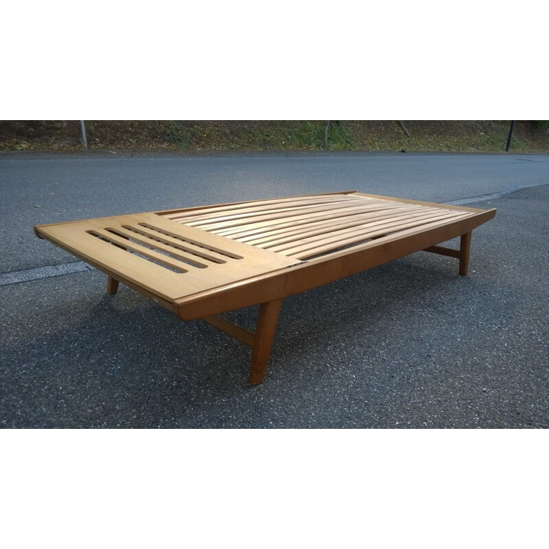 Vintage daybed in oak by Holma