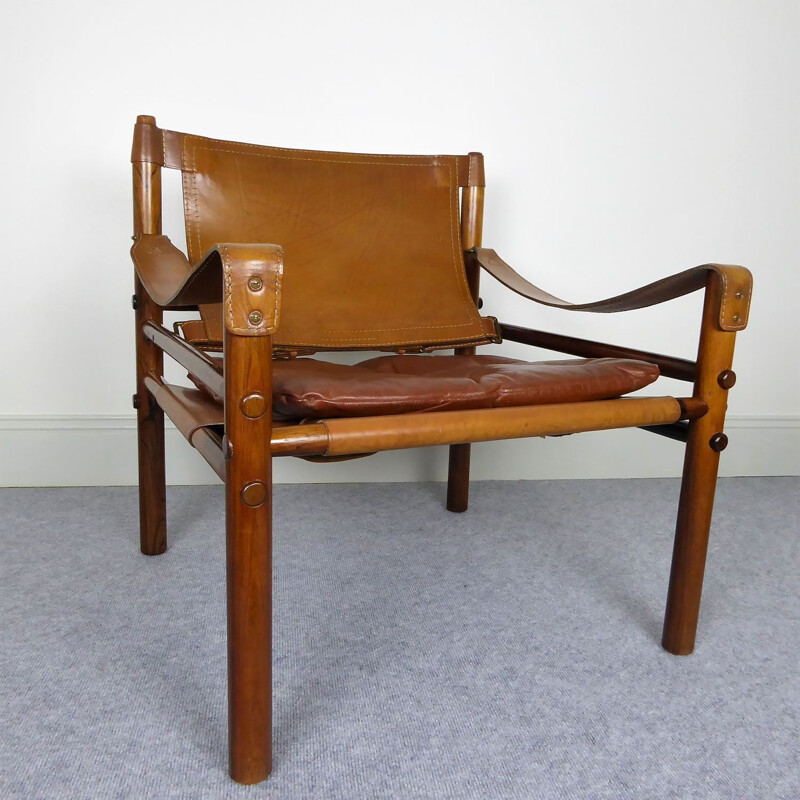 Suite de 4 fauteuils Sirocco par Arne Norell