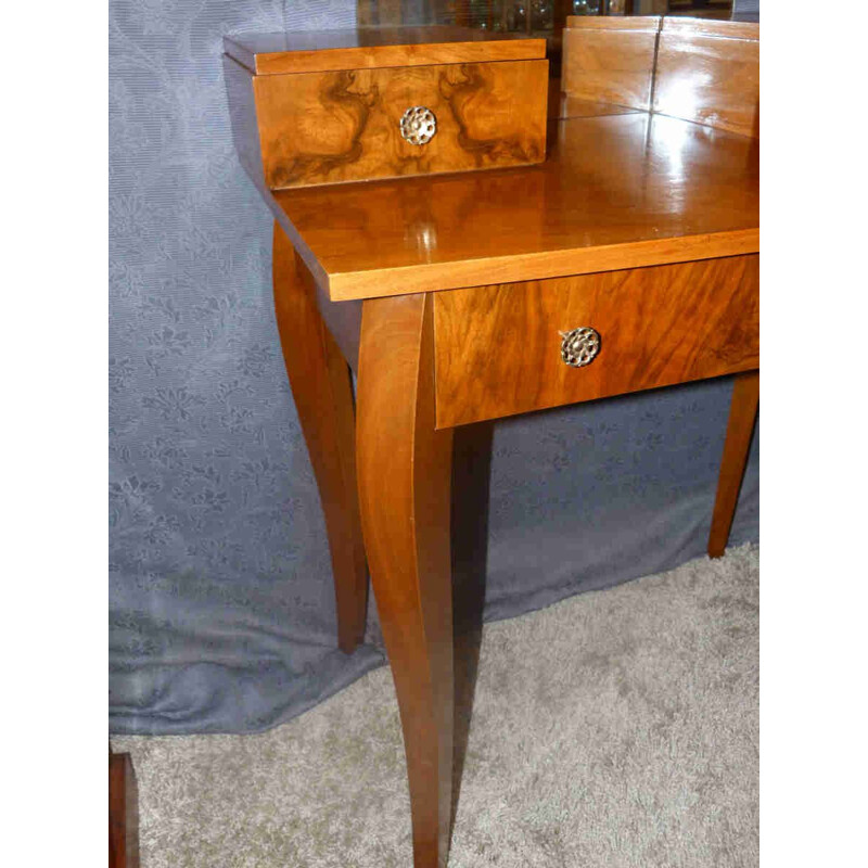 Vintage dressing table in walnut