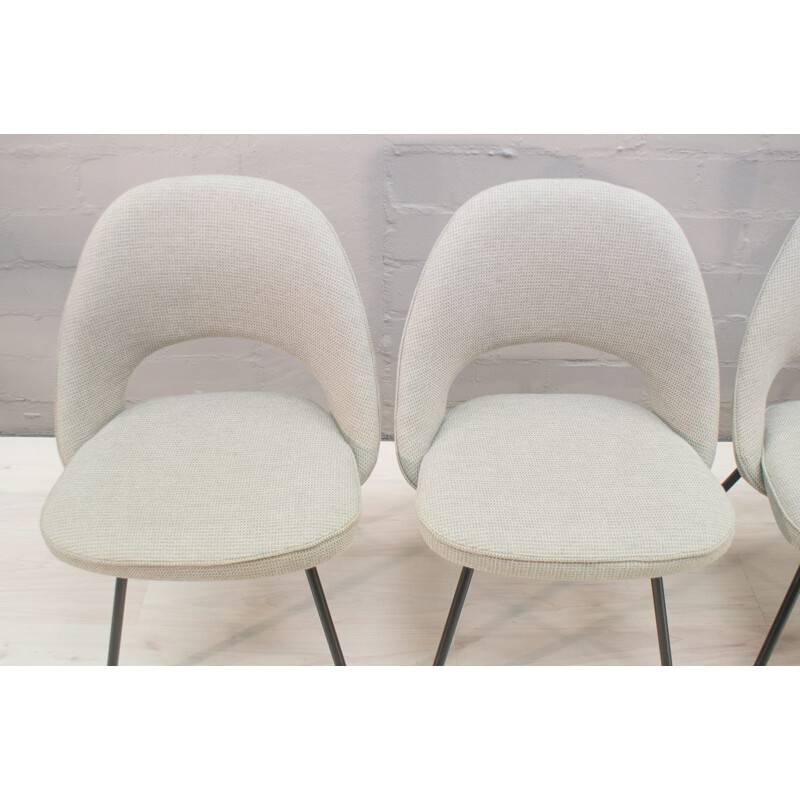 Set of 6 vintage executive chairs by Eero Saarinen for Knoll International