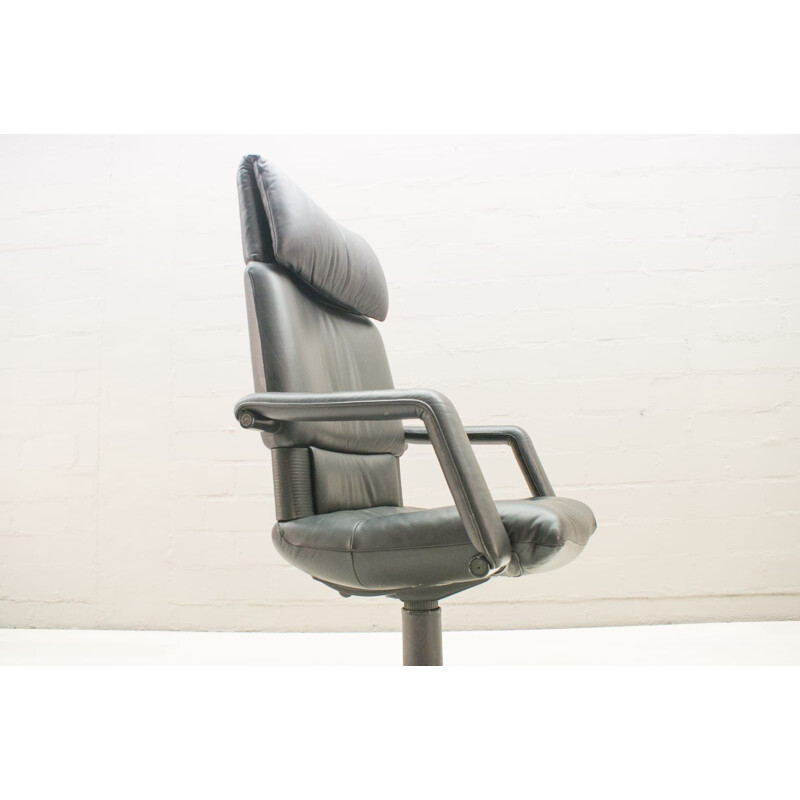 Vintage office chair "Figura II" in leather by Mario Bellini for Vitra