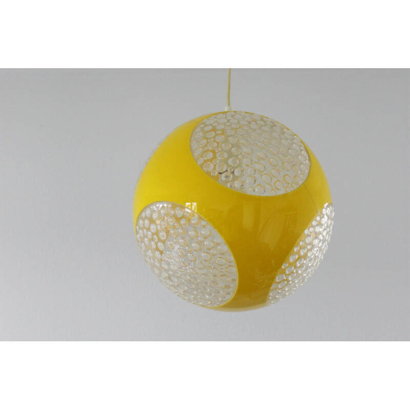 Vintage yellow pendant lamp in plastic by Luigi Colani