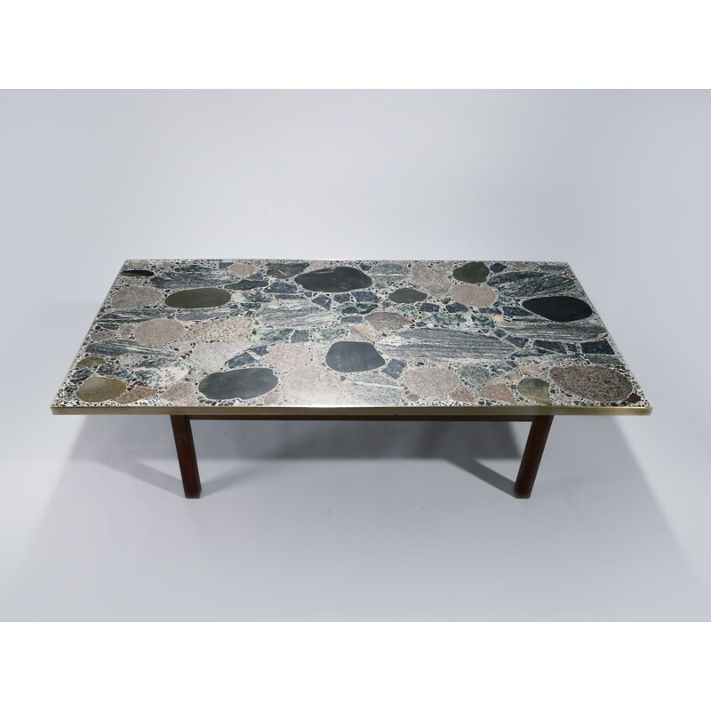 Grande table basse scandinave en pierre et laiton par Torbjörn AFDAL - 1960