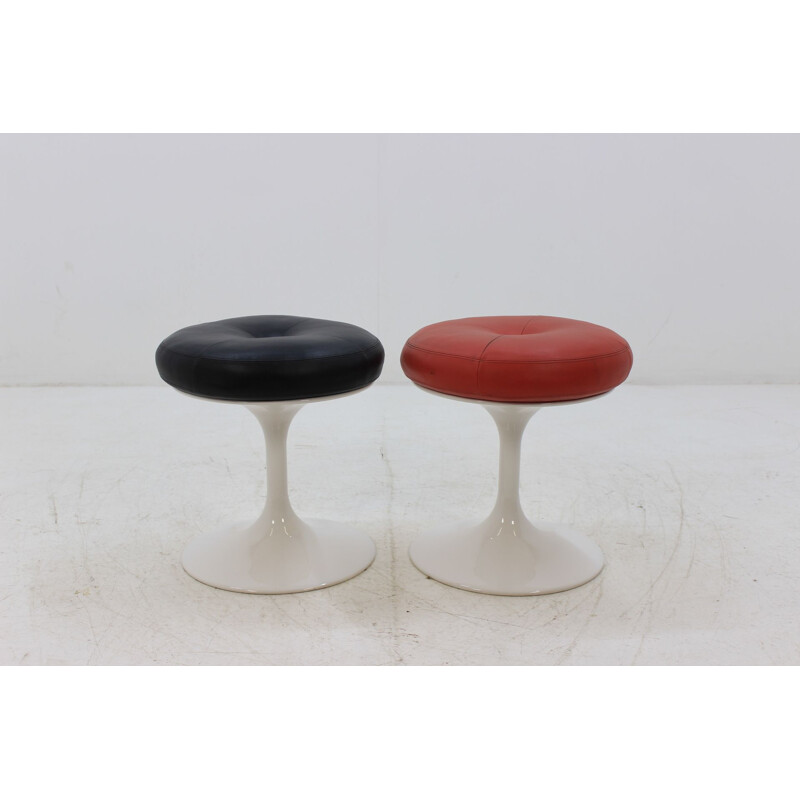 Set of 2 vintage Scandinavian stools in leather