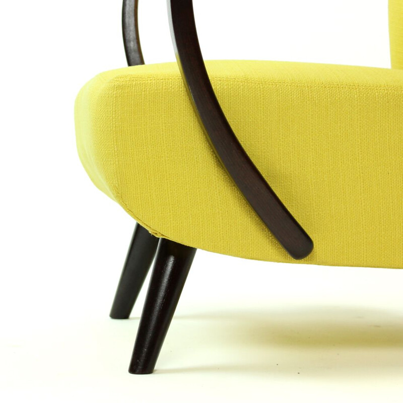 Vinta set of 2 yellow armchairs by Jindrich Halabala