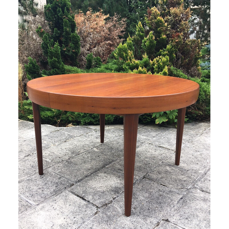 Vintage round dining table in teak, 4 to 12 people