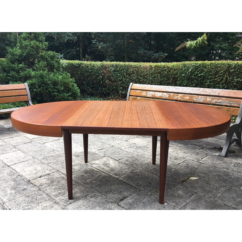 Vintage round dining table in teak, 4 to 12 people