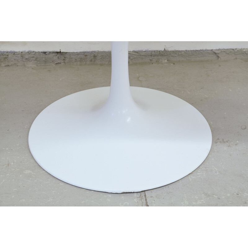 Vintage Tulip dining set by  Eero Saarinen for Knoll International