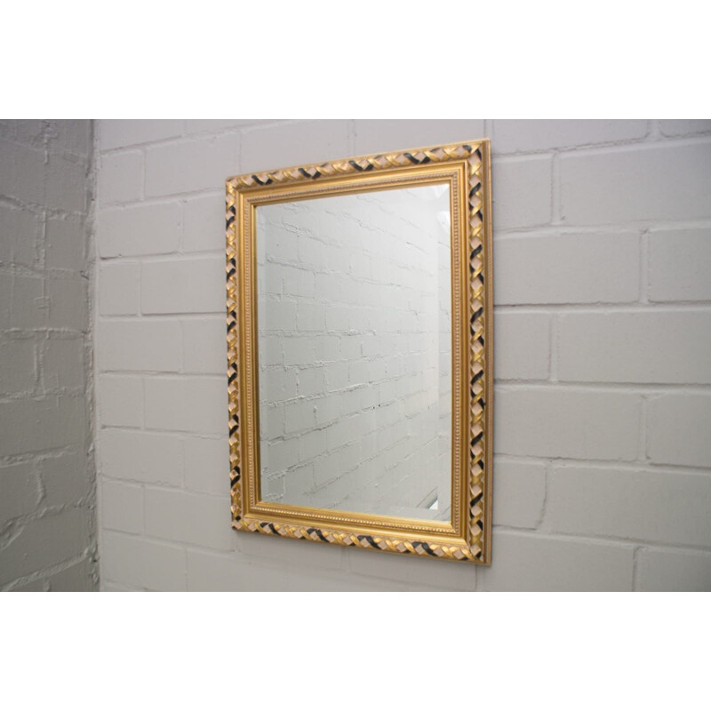 Miroir à facettes vintage rectangulaire doré avec un cadre en bois