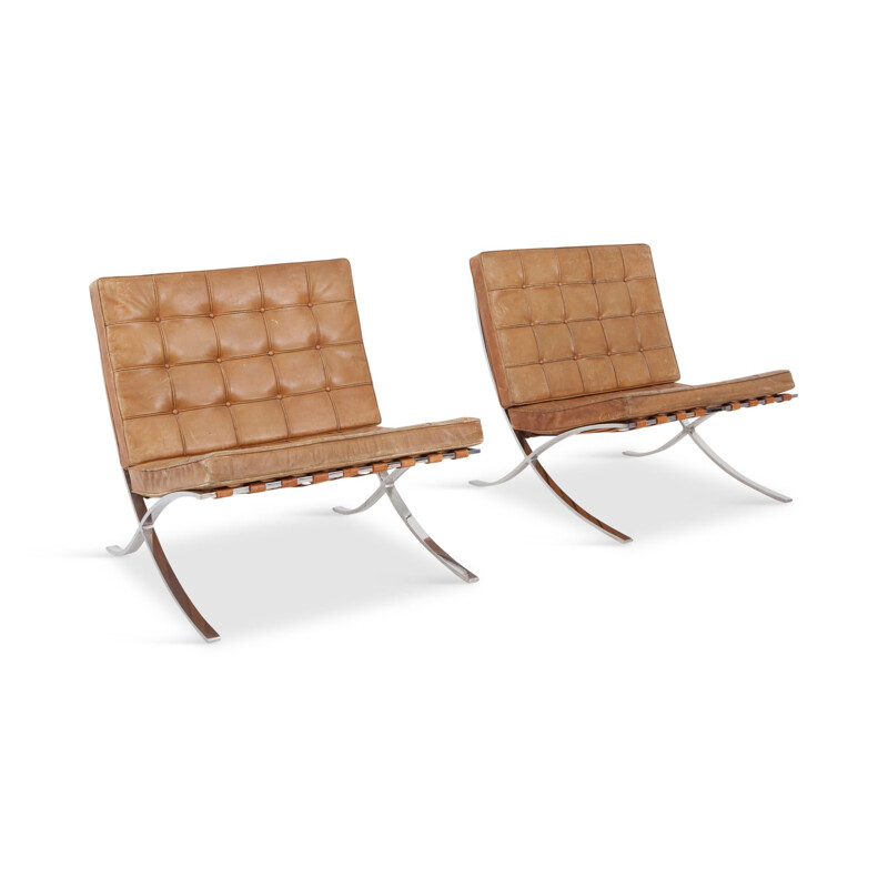 Set of 2 Barcelona Lounge Chairs by Ludwig Mies van der Rohe