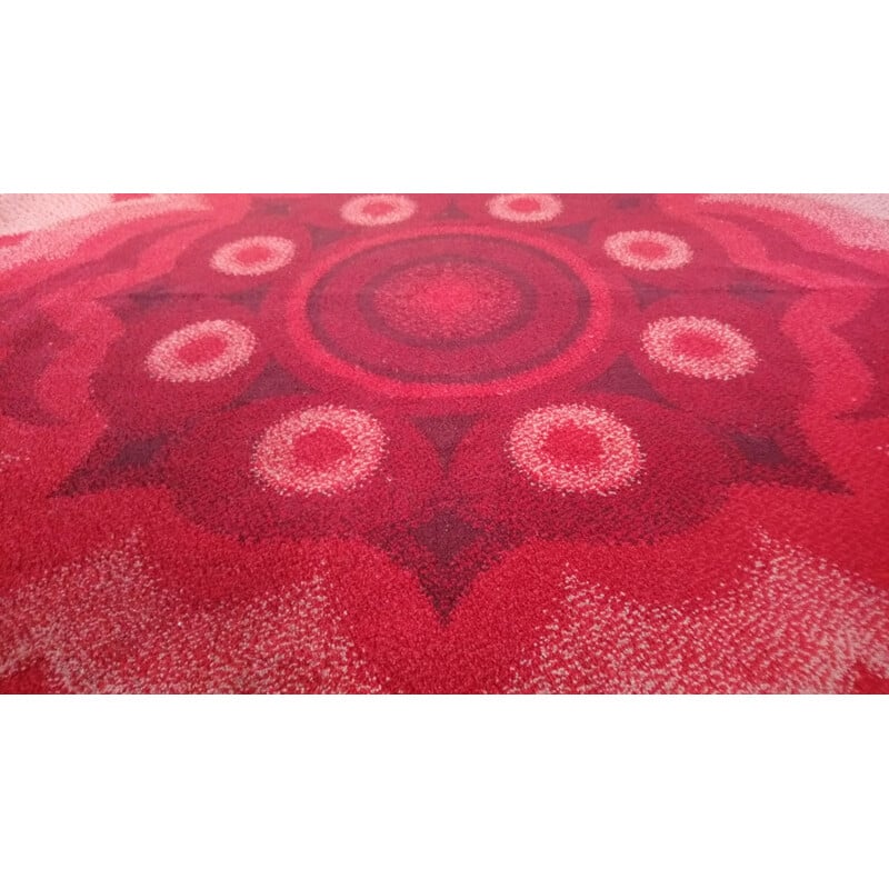 Big red and nude vintage carpet 