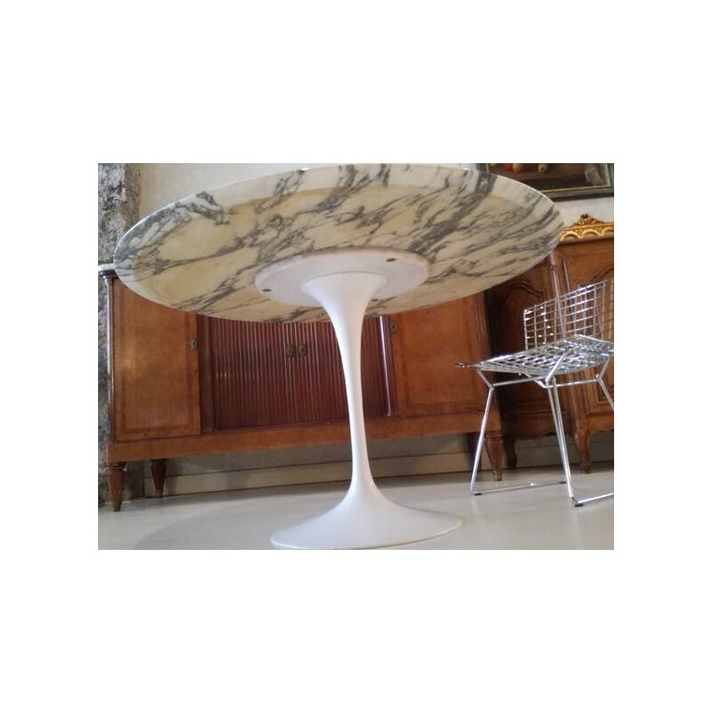 Vintage 120cm dining table by Eero Saarinen Knoll