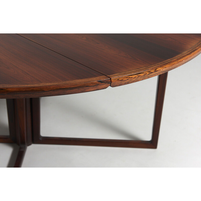 Vintage dining table in rosewood by Helge Sibast