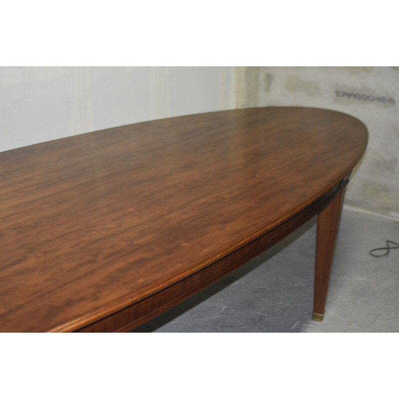Ovaler Vintage-Konferenztisch aus Mahagoni und Messing