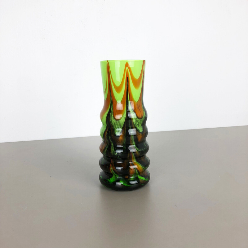 Vintage green Florence Italian Vase in opaline by Carlo Moretti