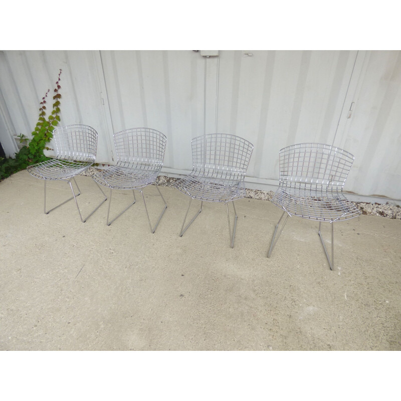 Set of 4 vintage french chairs by Bertoia for Knoll