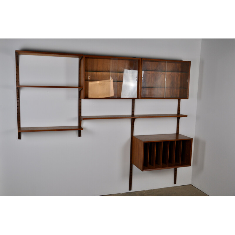 Shelving system by Poul Cadovius for Cado 1960