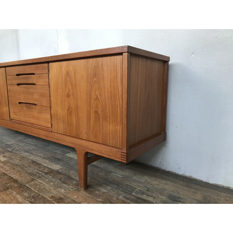 Enfilade scandinave en teck de Henning Kjaernulf design 1960