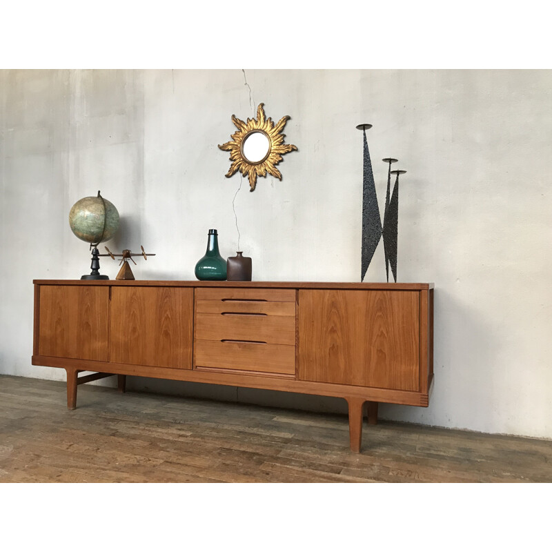 Enfilade scandinave en teck de Henning Kjaernulf design 1960