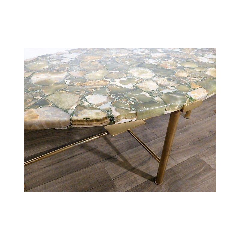 Ensemble table basse et 2 bouts de canapé en laiton et onyx 1960