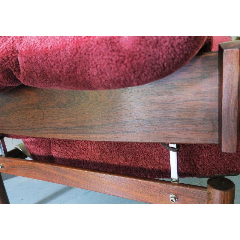 Vintage armchair in brazilian rosewood and lambswool by Percival Lafer