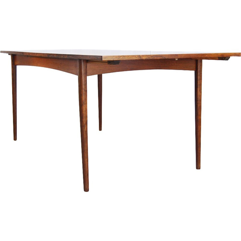 Vintage extendable dining table