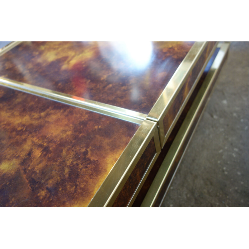 Table basse bar en mélaminé motif ronce de noyer 1970