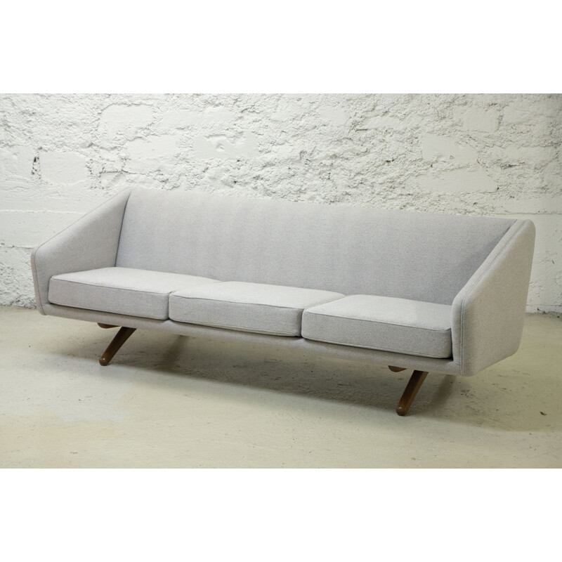 Vintage 3-seater sofa model ML90 grey by Illum Wikkelso