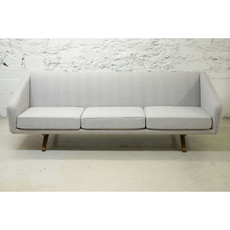 Vintage 3-seater sofa model ML90 grey by Illum Wikkelso