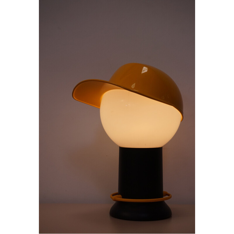 Vintage "Cap" table lamp by Giorgetto Giugiaro for Bilumen