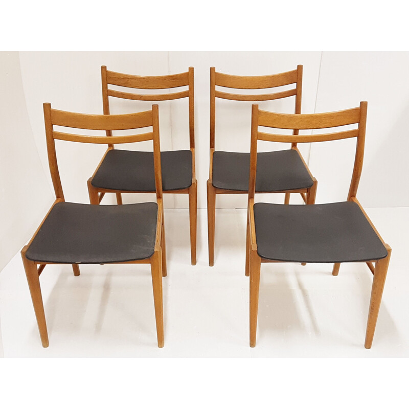 Set of 4 vintage Scandinavian chairs