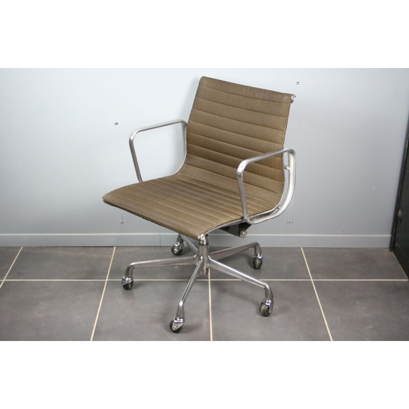 Vintage "Group Alu" office Chair by Eames for Herman Miller