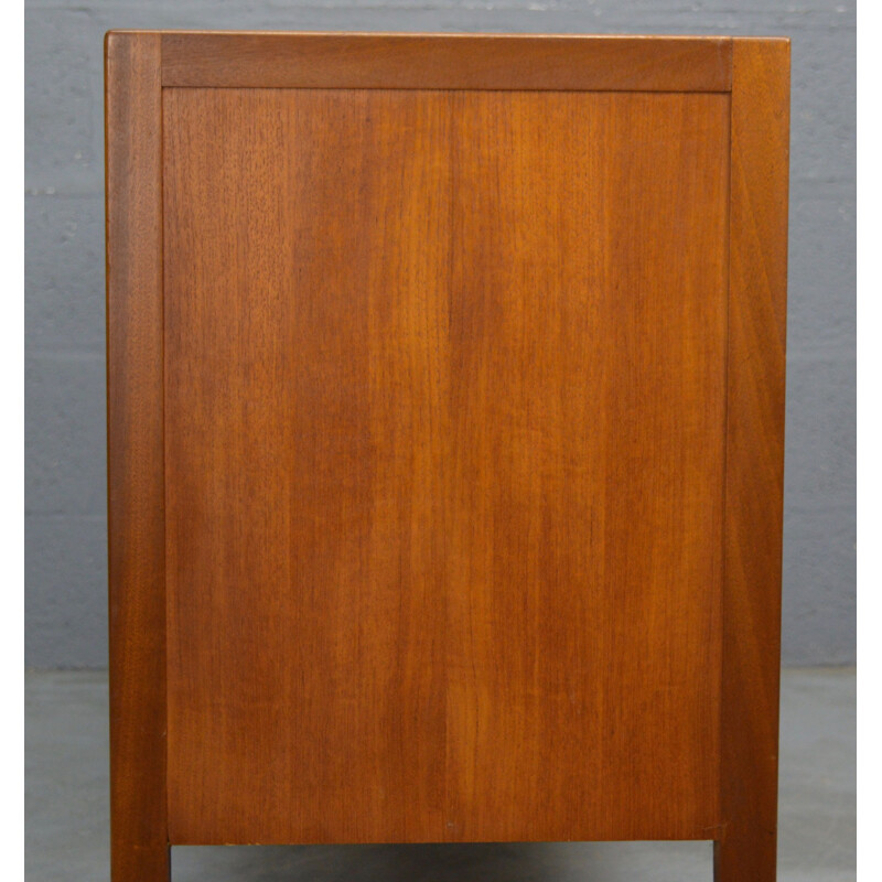 Vintage sideboard in teak 