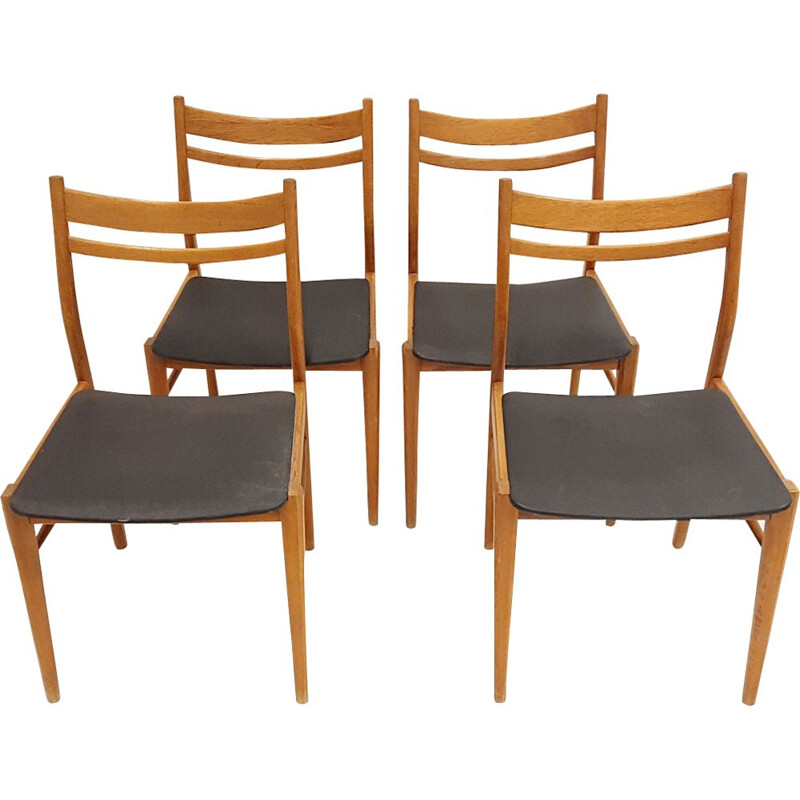 Suite di 4 sedie vintage scandinave