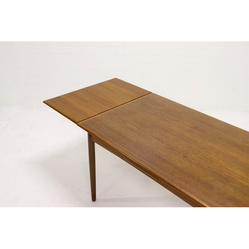 Vintage extendable dining table in teak pour Farstrup