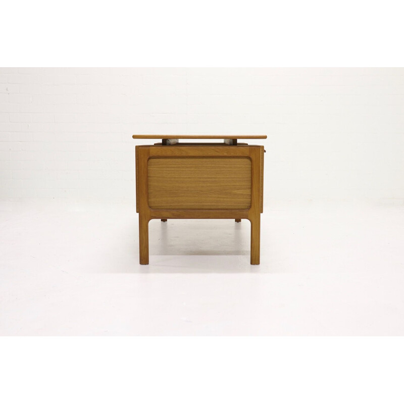 Vintage teak Desk by GV Gasvig for GV Møbler, 1960s