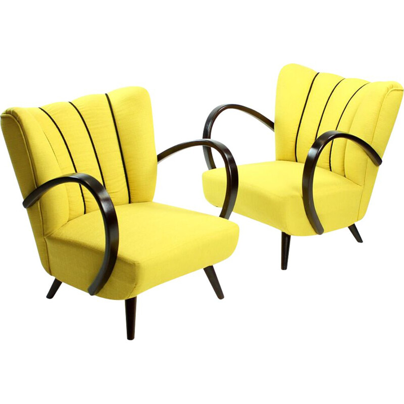 Suite de 2 fauteuils vintage jaune par Jindrich Halabala