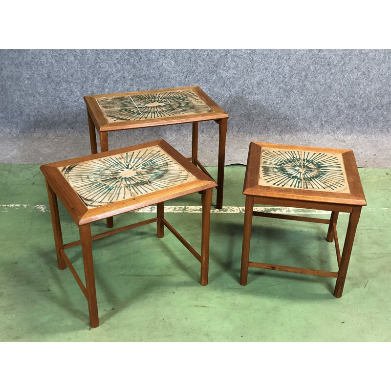 Set of 3 nesting tables in teak