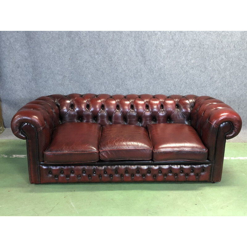 Vintage Chesterfield Sofa in leather
